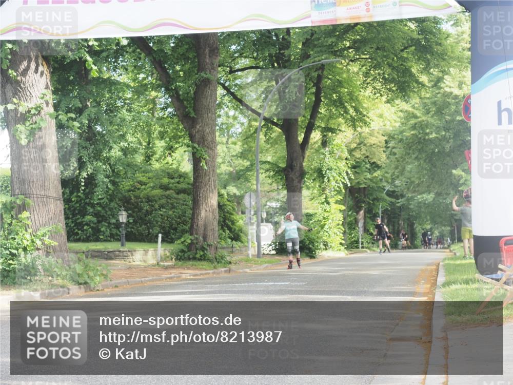 29.06.2025 - hella hamburg halbmarathon KatJ http://msf.ph/oto/8213987 29.06.2025 09:35:44 Zwischen KM18-KM19  meine-sportfotos.de