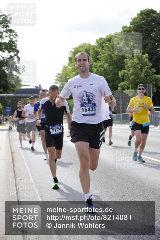 29.06.2025 - hella hamburg halbmarathon Jannik Wohlers http://msf.ph/oto/8214081 29.06.2025 09:49:45 Lombardsbrücke 1615, 1675, 1800, 1803, 2415, 3332, 3530, 4823, 5248, 5409, 5436, 6123, 6682, 6704, 7495, 7774, 8629, 8925, 9294, 9302, 9711, 9979, 10894, 11767, 12292, 12327, 12540, 12554, 12895, 13457, 13725, 14560, 14691, 15225, 15336, 15351, 15435, 15521, 16648, 17125, 17177, 17620, 17971, 17973, 18154, 18173, 18275, 18276, 18464, 18529, 19229 meine-sportfotos.de
