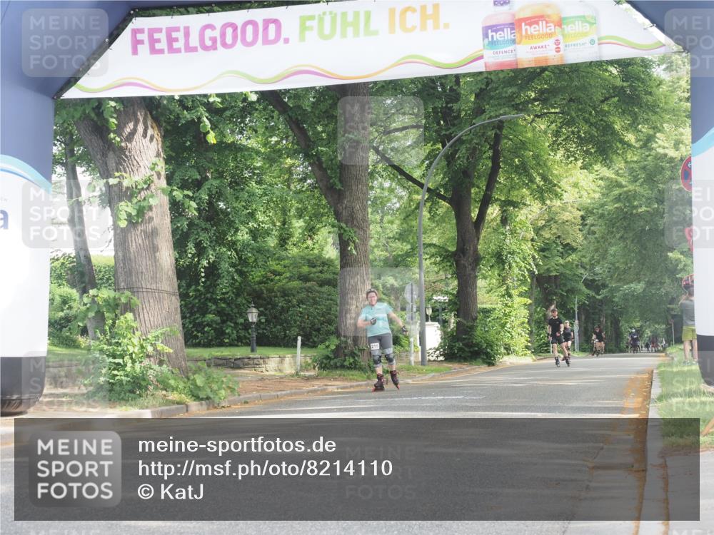 29.06.2025 - hella hamburg halbmarathon KatJ http://msf.ph/oto/8214110 29.06.2025 09:35:47 Zwischen KM18-KM19  meine-sportfotos.de