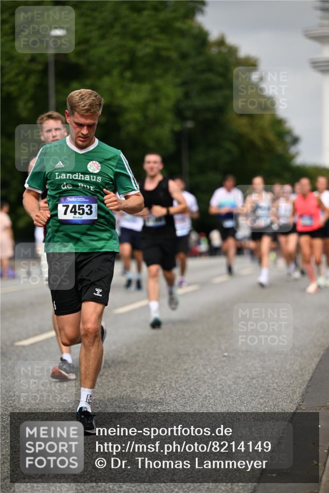 29.06.2025 - hella hamburg halbmarathon Dr. Thomas Lammeyer http://msf.ph/oto/8214149 29.06.2025 10:12:45 Kennedybrücke 1147, 1188, 2190, 2427, 2978, 4859, 5100, 5885, 6590, 6674, 6918, 7198, 7348, 7453, 9457, 9616, 9718, 9823, 9966, 10092, 10609, 10857 meine-sportfotos.de