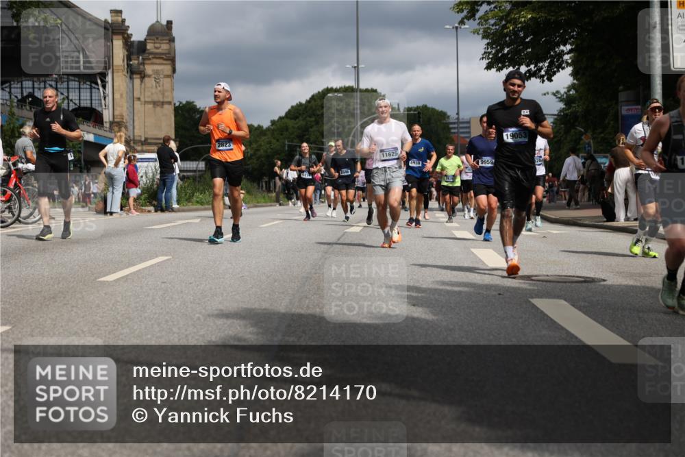 29.06.2025 - hella hamburg halbmarathon Yannick Fuchs http://msf.ph/oto/8214170 29.06.2025 10:45:30 20KM 1335, 1366, 2636, 2718, 2823, 2946, 4033, 4297, 4404, 4839, 4967, 5087, 5336, 5600, 5820, 6776, 7224, 7943, 8508, 8856, 8930, 8989, 9074, 9214, 9476, 9656, 9739, 9793, 9869, 9959, 10057, 10508, 10603, 10667, 10691, 10868, 11124, 11625, 11733, 12450, 13073, 13403, 13707, 13726, 13799, 14012, 14248, 14458, 14994, 15426, 15480, 15496, 15871, 15899, 16666, 16907, 17131, 17530, 17682, 17962, 18820, 19020, 19053 meine-sportfotos.de