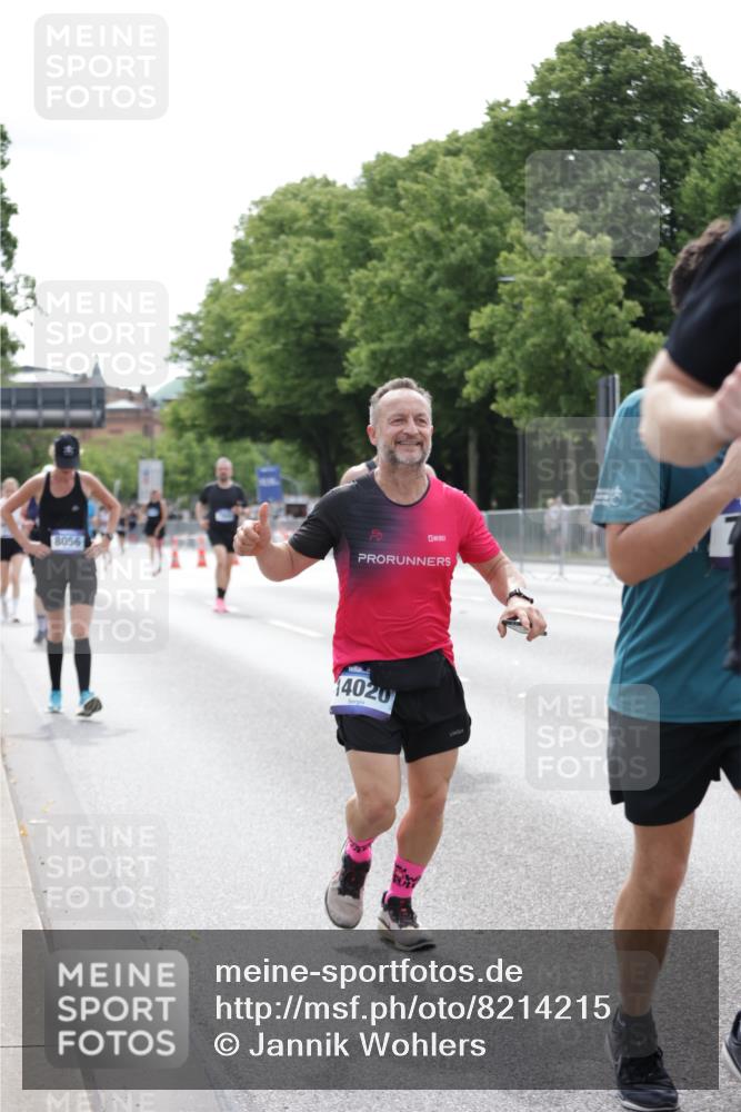 29.06.2025 - hella hamburg halbmarathon Jannik Wohlers http://msf.ph/oto/8214215 29.06.2025 10:26:48 Lombardsbrücke 1530, 2306, 2775, 4358, 5494, 5495, 5707, 5825, 6259, 6637, 7234, 7314, 7944, 8056, 8281, 9349, 10077, 10465, 11110, 11766, 14020, 14021, 15108, 15641, 17049, 17445, 18976 meine-sportfotos.de