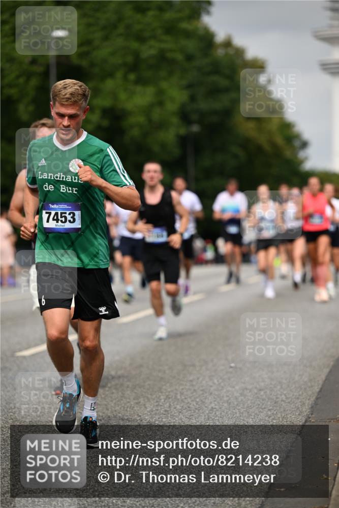 29.06.2025 - hella hamburg halbmarathon Dr. Thomas Lammeyer http://msf.ph/oto/8214238 29.06.2025 10:12:45 Kennedybrücke 1147, 1188, 2190, 2427, 2978, 4859, 5100, 5885, 6590, 6674, 6918, 7198, 7348, 7453, 9457, 9616, 9718, 9823, 9966, 10092, 10609, 10857 meine-sportfotos.de