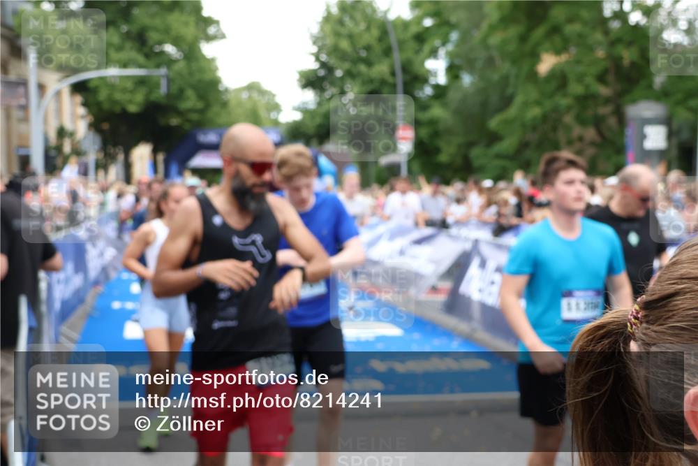 29.06.2025 - hella hamburg halbmarathon Zöllner http://msf.ph/oto/8214241 29.06.2025 10:50:51 Ziel 2234, 2788, 3947, 4839, 5018, 5115, 7052, 8657, 10750, 15426, 15720, 17129, 17908, 18182, 18229, 18370 meine-sportfotos.de