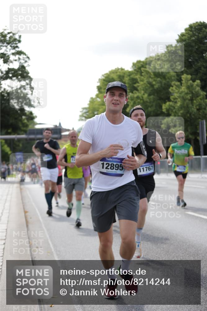 29.06.2025 - hella hamburg halbmarathon Jannik Wohlers http://msf.ph/oto/8214244 29.06.2025 09:49:49 Lombardsbrücke 1615, 1675, 1803, 2415, 2568, 3332, 4823, 5248, 5409, 5436, 5791, 5803, 6682, 6704, 7495, 7774, 8629, 9294, 9302, 9711, 9979, 10894, 11767, 12292, 12335, 12540, 12554, 12895, 13725, 14560, 14691, 14992, 15225, 15336, 15351, 15435, 15521, 16648, 17125, 17425, 17620, 17971, 17973, 18154, 18275, 18276, 18464, 19229 meine-sportfotos.de