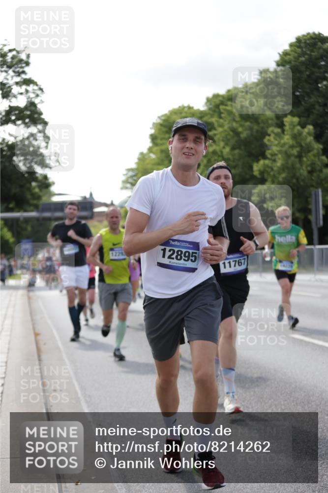 29.06.2025 - hella hamburg halbmarathon Jannik Wohlers http://msf.ph/oto/8214262 29.06.2025 09:49:49 Lombardsbrücke 1615, 1675, 1803, 2415, 2568, 3332, 4823, 5248, 5409, 5436, 5791, 5803, 6682, 6704, 7495, 7774, 8629, 9294, 9302, 9711, 9979, 10894, 11767, 12292, 12335, 12540, 12554, 12895, 13725, 14560, 14691, 14992, 15225, 15336, 15351, 15435, 15521, 16648, 17125, 17425, 17620, 17971, 17973, 18154, 18275, 18276, 18464, 19229 meine-sportfotos.de