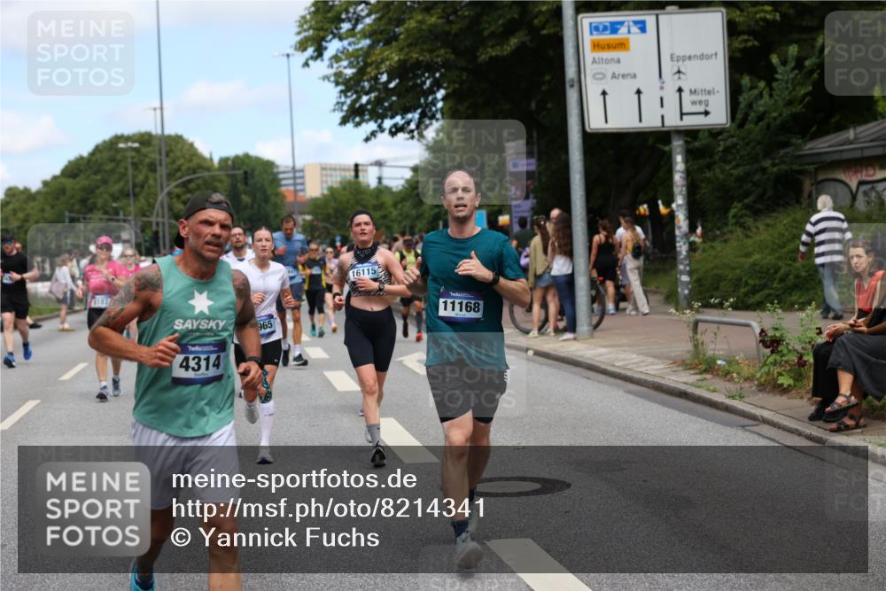 29.06.2025 - hella hamburg halbmarathon Yannick Fuchs http://msf.ph/oto/8214341 29.06.2025 11:23:29 20KM 1025, 1395, 1534, 1890, 2588, 2744, 3430, 3708, 3752, 3753, 3765, 4111, 4314, 4580, 5343, 5406, 5437, 5561, 5825, 5965, 6034, 6103, 6570, 6746, 8187, 8717, 8855, 9780, 9927, 10336, 10921, 11168, 11245, 11984, 12073, 12326, 14000, 14099, 14433, 14439, 14610, 14611, 14644, 14649, 15409, 15739, 15847, 15853, 16115, 17742, 18369, 18860 meine-sportfotos.de