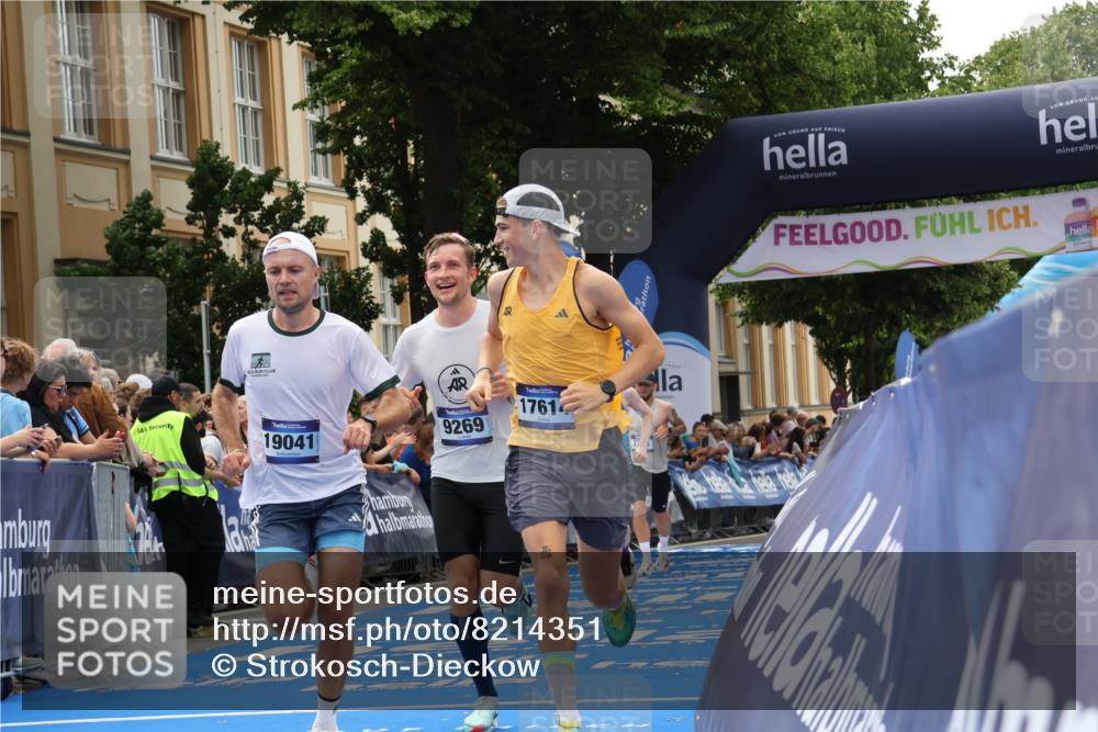 29.06.2025 - hella hamburg halbmarathon Strokosch-Dieckow http://msf.ph/oto/8214351 29.06.2025 10:24:10 Ziel 5612, 6816, 7331, 9269, 10234, 17614, 18569, 19041 meine-sportfotos.de
