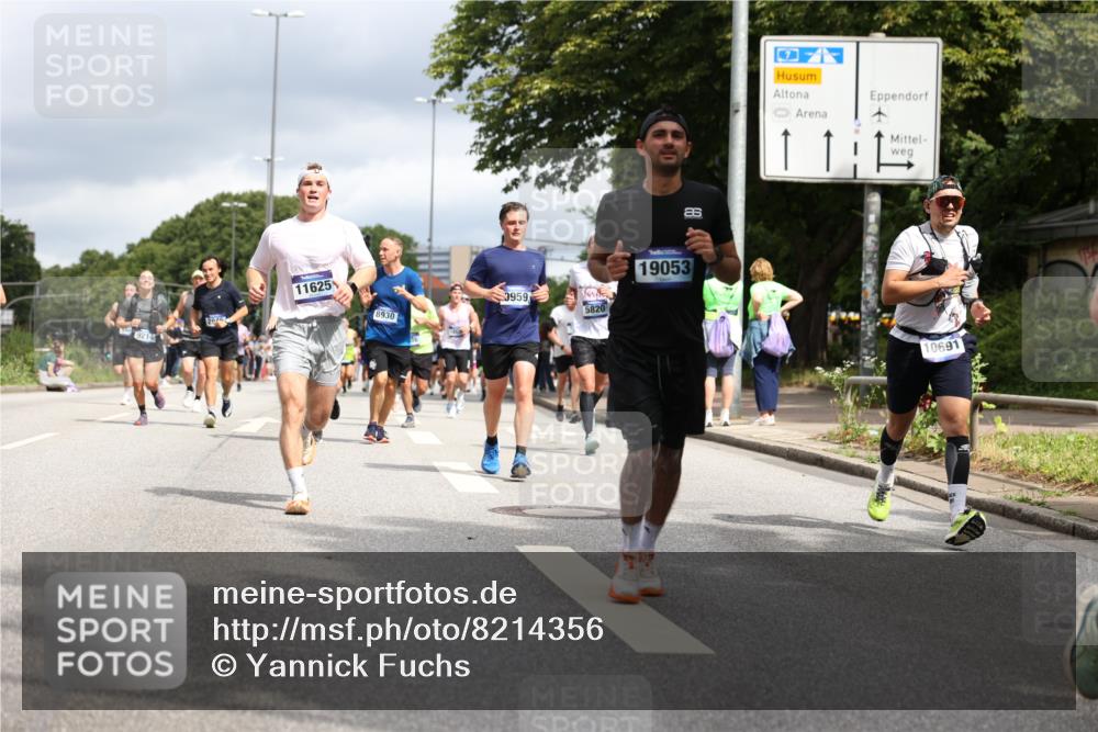 29.06.2025 - hella hamburg halbmarathon Yannick Fuchs http://msf.ph/oto/8214356 29.06.2025 10:45:31 20KM 1335, 1366, 2636, 2718, 2823, 2946, 4033, 4297, 4404, 4839, 4967, 5087, 5336, 5600, 5820, 6776, 7224, 7786, 7943, 8508, 8856, 8930, 8989, 9074, 9214, 9476, 9656, 9739, 9793, 9869, 9959, 10057, 10508, 10667, 10691, 10868, 11124, 11625, 11733, 12450, 13073, 13403, 13707, 13726, 13799, 14012, 14248, 14458, 14865, 14994, 15426, 15480, 15496, 15871, 15899, 16666, 16907, 17131, 17530, 17682, 17962, 18820, 19020, 19053 meine-sportfotos.de