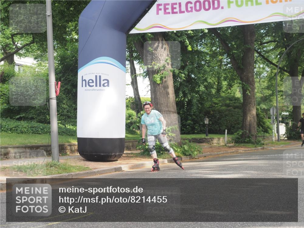 29.06.2025 - hella hamburg halbmarathon KatJ http://msf.ph/oto/8214455 29.06.2025 09:35:50 Zwischen KM18-KM19  meine-sportfotos.de