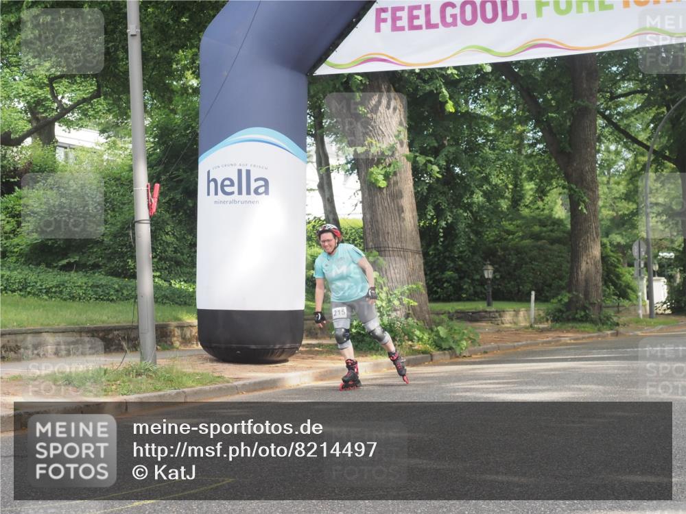29.06.2025 - hella hamburg halbmarathon KatJ http://msf.ph/oto/8214497 29.06.2025 09:35:50 Zwischen KM18-KM19  meine-sportfotos.de