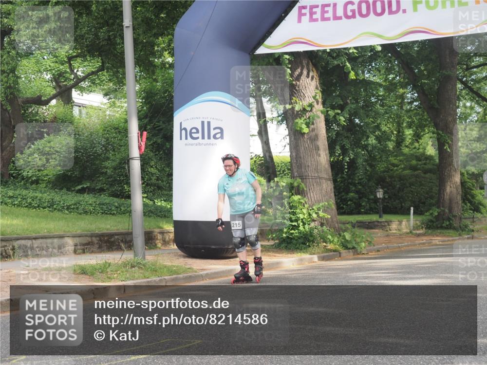29.06.2025 - hella hamburg halbmarathon KatJ http://msf.ph/oto/8214586 29.06.2025 09:35:50 Zwischen KM18-KM19  meine-sportfotos.de