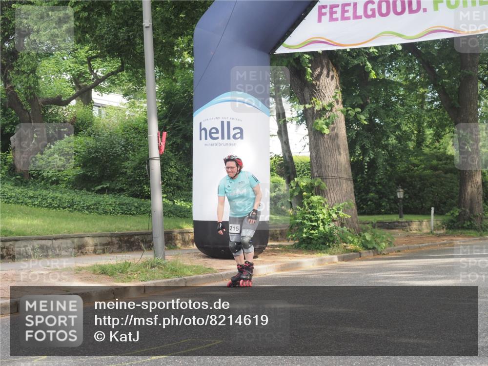 29.06.2025 - hella hamburg halbmarathon KatJ http://msf.ph/oto/8214619 29.06.2025 09:35:50 Zwischen KM18-KM19  meine-sportfotos.de