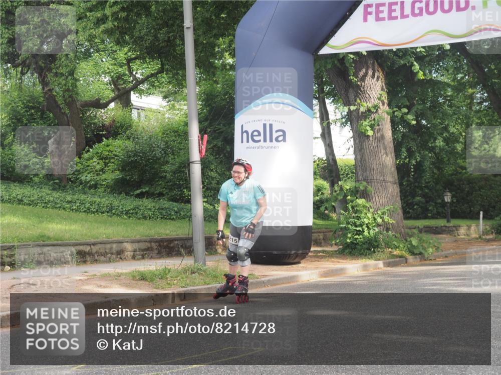 29.06.2025 - hella hamburg halbmarathon KatJ http://msf.ph/oto/8214728 29.06.2025 09:35:50 Zwischen KM18-KM19  meine-sportfotos.de