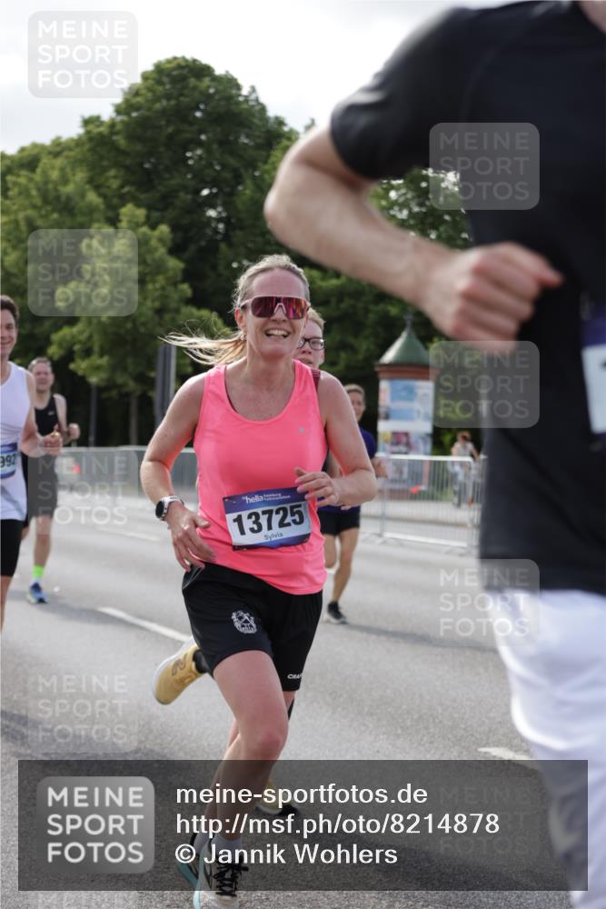 29.06.2025 - hella hamburg halbmarathon Jannik Wohlers http://msf.ph/oto/8214878 29.06.2025 09:49:52 Lombardsbrücke 1615, 1675, 1688, 1803, 2415, 2568, 2826, 3332, 4398, 4823, 5248, 5409, 5436, 5791, 5803, 6704, 7774, 8450, 9017, 9294, 9302, 9365, 9711, 10894, 11767, 12292, 12335, 12540, 12554, 12895, 13725, 14691, 14992, 15225, 15257, 15336, 15435, 15521, 16648, 16697, 17425, 17620, 17973, 18154, 18275, 18276, 18464, 19229 meine-sportfotos.de