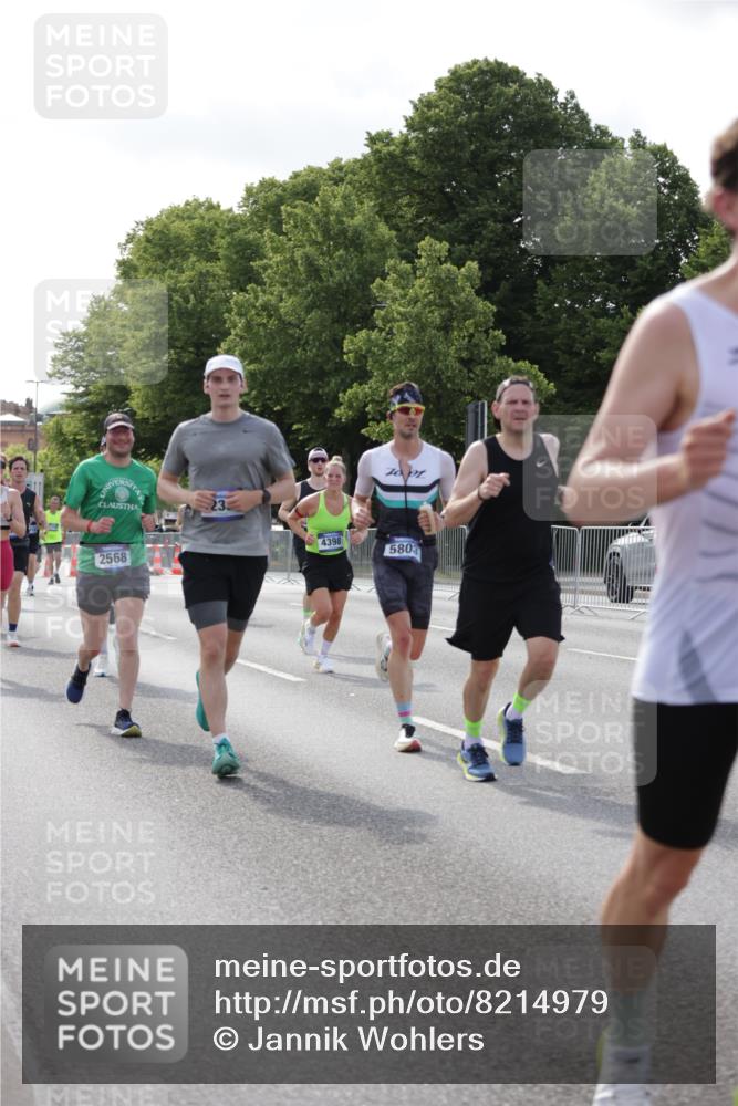 29.06.2025 - hella hamburg halbmarathon Jannik Wohlers http://msf.ph/oto/8214979 29.06.2025 09:49:53 Lombardsbrücke 1675, 1688, 1803, 2415, 2568, 2826, 3332, 4398, 4823, 5409, 5436, 5791, 5803, 6649, 6704, 7774, 8450, 9017, 9302, 9365, 9711, 10218, 10894, 11767, 12292, 12335, 12540, 12554, 12895, 13725, 14691, 14992, 15225, 15257, 15336, 15435, 15521, 16648, 16697, 17425, 17620, 17973, 18154, 18275, 18276, 18464, 19116, 19229 meine-sportfotos.de