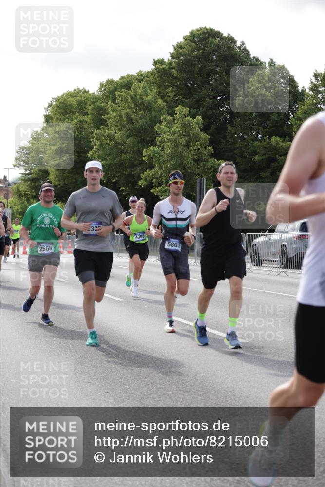 29.06.2025 - hella hamburg halbmarathon Jannik Wohlers http://msf.ph/oto/8215006 29.06.2025 09:49:54 Lombardsbrücke 1675, 1688, 1803, 2568, 2826, 3332, 4398, 4823, 5409, 5436, 5791, 5803, 6649, 6704, 7774, 8450, 9017, 9302, 9365, 9711, 10218, 10894, 11619, 11767, 12292, 12335, 12540, 12554, 12895, 13725, 14691, 14992, 15225, 15257, 15336, 15435, 15521, 16648, 16697, 17425, 17620, 17973, 18154, 18275, 18276, 19116, 19229 meine-sportfotos.de