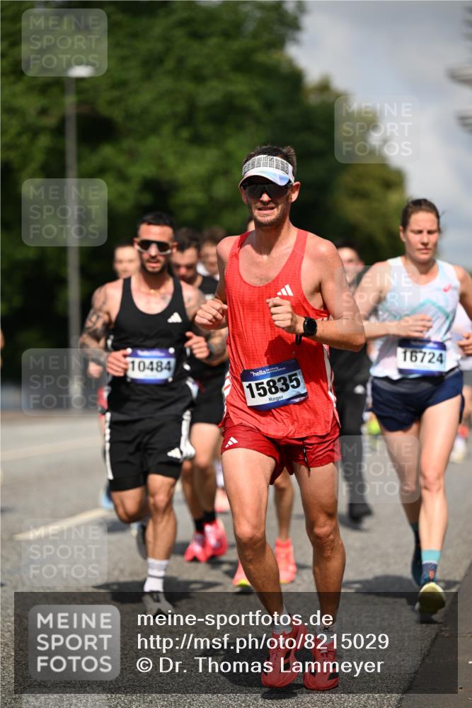 29.06.2025 - hella hamburg halbmarathon Dr. Thomas Lammeyer http://msf.ph/oto/8215029 29.06.2025 09:49:13 Kennedybrücke 57, 1686, 1707, 1894, 4463, 4812, 5187, 5550, 6495, 6878, 7055, 7186, 7880, 7965, 8062, 9345, 10453, 10484, 10876, 11120, 11199 meine-sportfotos.de