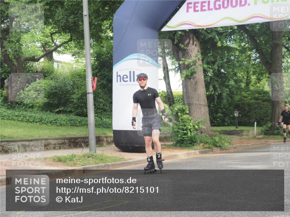 29.06.2025 - hella hamburg halbmarathon KatJ http://msf.ph/oto/8215101 29.06.2025 09:35:55 Zwischen KM18-KM19  meine-sportfotos.de