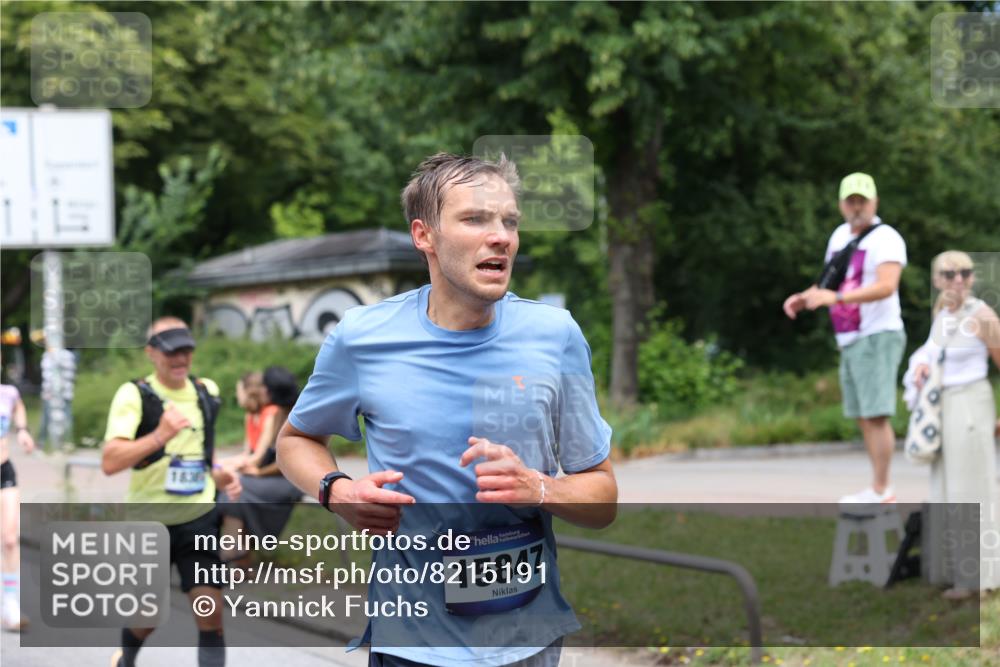 29.06.2025 - hella hamburg halbmarathon Yannick Fuchs http://msf.ph/oto/8215191 29.06.2025 11:23:35 20KM 1025, 1395, 1534, 2325, 2588, 2744, 3358, 3430, 3708, 3752, 3753, 3765, 4111, 4314, 4580, 5223, 5343, 5437, 5561, 5825, 5965, 6034, 6103, 6570, 6746, 8187, 8717, 8855, 9183, 9927, 10336, 10921, 11168, 11984, 12073, 12126, 14000, 14099, 14433, 14439, 14644, 15409, 15739, 15847, 15853, 16115, 16383, 17742, 18369, 18706, 18860 meine-sportfotos.de