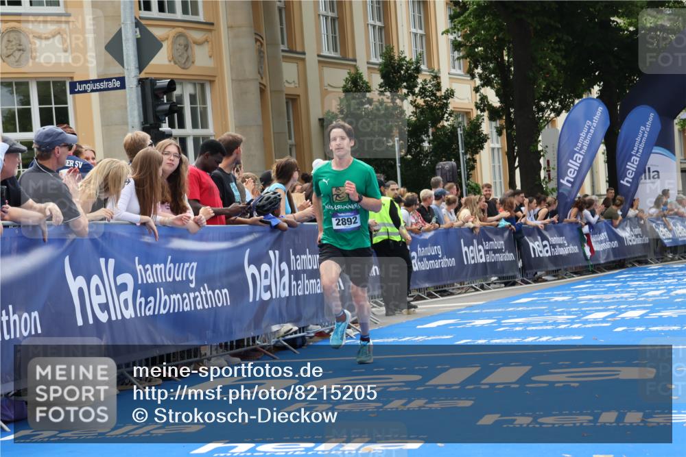 29.06.2025 - hella hamburg halbmarathon Strokosch-Dieckow http://msf.ph/oto/8215205 29.06.2025 10:24:41 Ziel 1241, 2892, 13872, 14506, 18740 meine-sportfotos.de