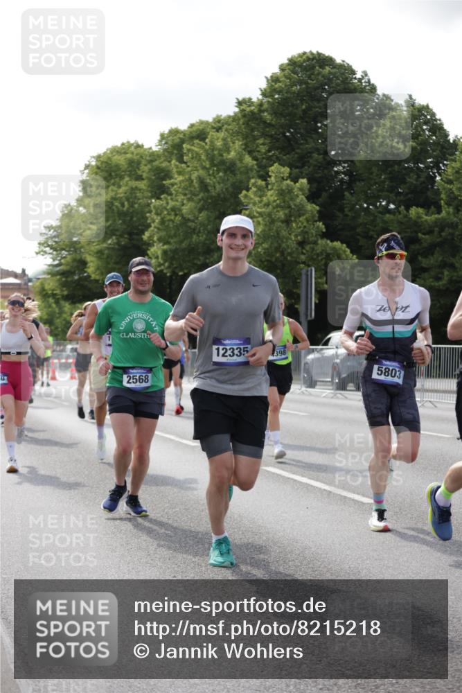 29.06.2025 - hella hamburg halbmarathon Jannik Wohlers http://msf.ph/oto/8215218 29.06.2025 09:49:54 Lombardsbrücke 1675, 1688, 1803, 2568, 2826, 3332, 4398, 4823, 5409, 5436, 5791, 5803, 6649, 6704, 7774, 8450, 9017, 9302, 9365, 9711, 10218, 10894, 11619, 11767, 12292, 12335, 12540, 12554, 12895, 13725, 14691, 14992, 15225, 15257, 15336, 15435, 15521, 16648, 16697, 17425, 17620, 17973, 18154, 18275, 18276, 19116, 19229 meine-sportfotos.de