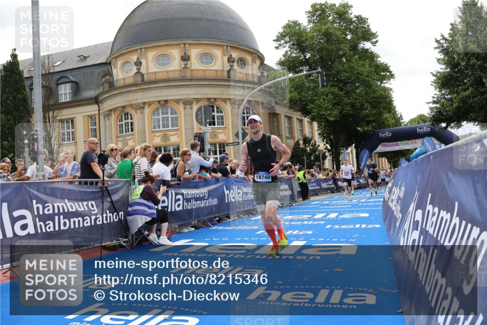29.06.2025 - hella hamburg halbmarathon Strokosch-Dieckow http://msf.ph/oto/8215346 29.06.2025 10:24:48 Ziel 1241, 1271, 7142, 11678, 13872, 14836, 16361, 17752, 18740 meine-sportfotos.de