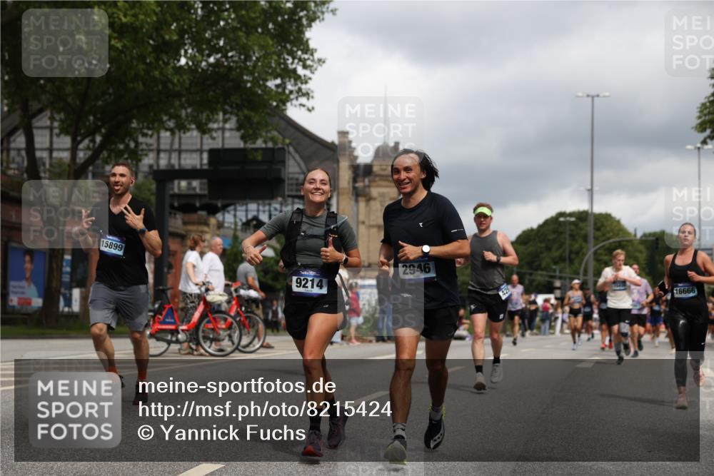 29.06.2025 - hella hamburg halbmarathon Yannick Fuchs http://msf.ph/oto/8215424 29.06.2025 10:45:35 20KM 1335, 2364, 2636, 2670, 2718, 2823, 2946, 4033, 4297, 4404, 4839, 4967, 5087, 5600, 5820, 6776, 7224, 7786, 7943, 8413, 8856, 8930, 8989, 9074, 9214, 9476, 9656, 9739, 9793, 9869, 9959, 10057, 10667, 10691, 10868, 11124, 11625, 12224, 12450, 13403, 13707, 13726, 13799, 14012, 14248, 14458, 14865, 14994, 15426, 15496, 15643, 15899, 16666, 17033, 17131, 17530, 17682, 17815, 17962, 17978, 18019, 18820, 19020, 19053 meine-sportfotos.de
