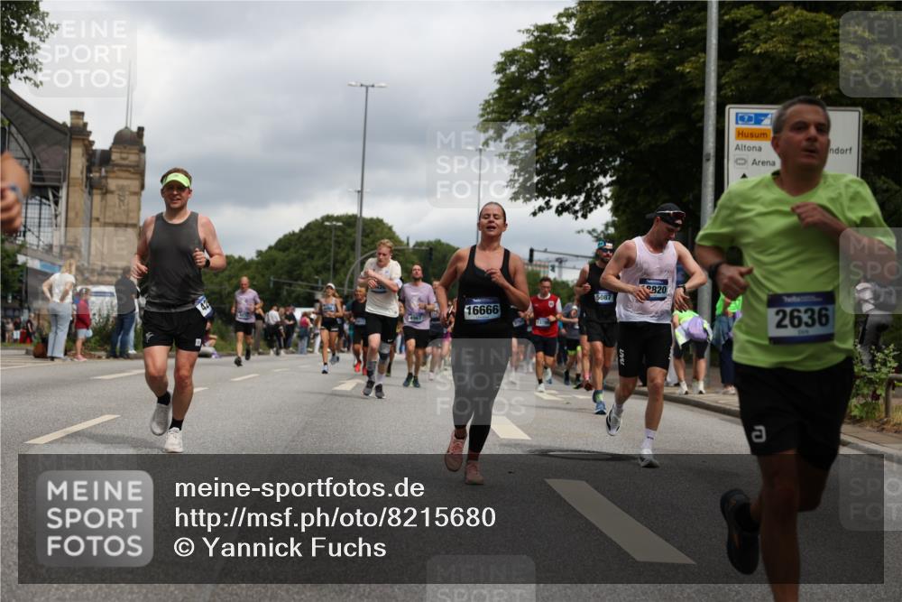 29.06.2025 - hella hamburg halbmarathon Yannick Fuchs http://msf.ph/oto/8215680 29.06.2025 10:45:36 20KM 1335, 2364, 2636, 2670, 2718, 2818, 2823, 2946, 4033, 4297, 4404, 4839, 4967, 5087, 5820, 6776, 7224, 7786, 7943, 8413, 8856, 8930, 8989, 9074, 9214, 9476, 9656, 9739, 9793, 9869, 9959, 10667, 10691, 10868, 11124, 11625, 11791, 12224, 12450, 13403, 13707, 13726, 13799, 14012, 14248, 14458, 14865, 14994, 15426, 15496, 15643, 15899, 16666, 17033, 17131, 17530, 17682, 17815, 17962, 17978, 18019, 18820, 19020, 19053 meine-sportfotos.de