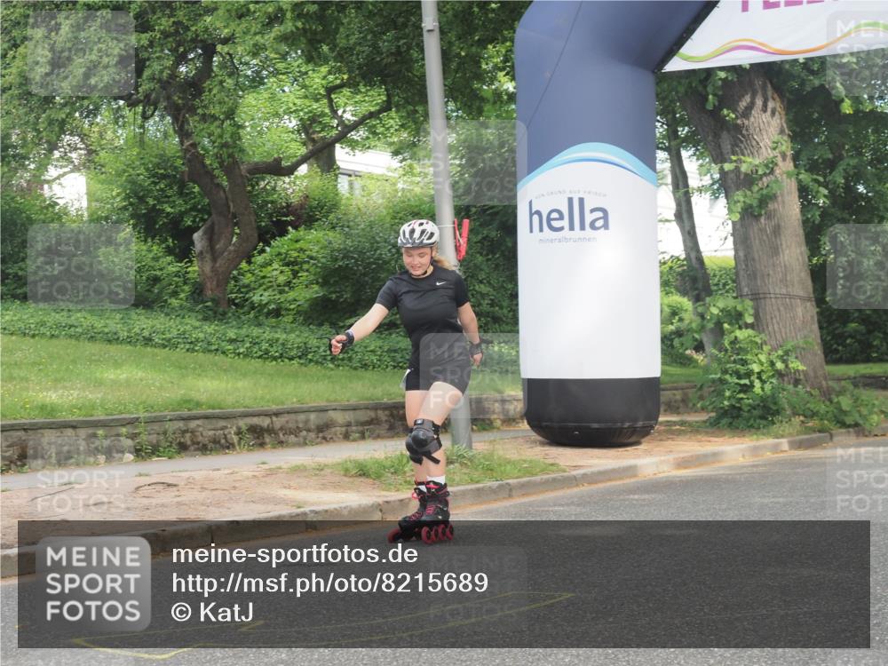 29.06.2025 - hella hamburg halbmarathon KatJ http://msf.ph/oto/8215689 29.06.2025 09:35:58 Zwischen KM18-KM19  meine-sportfotos.de