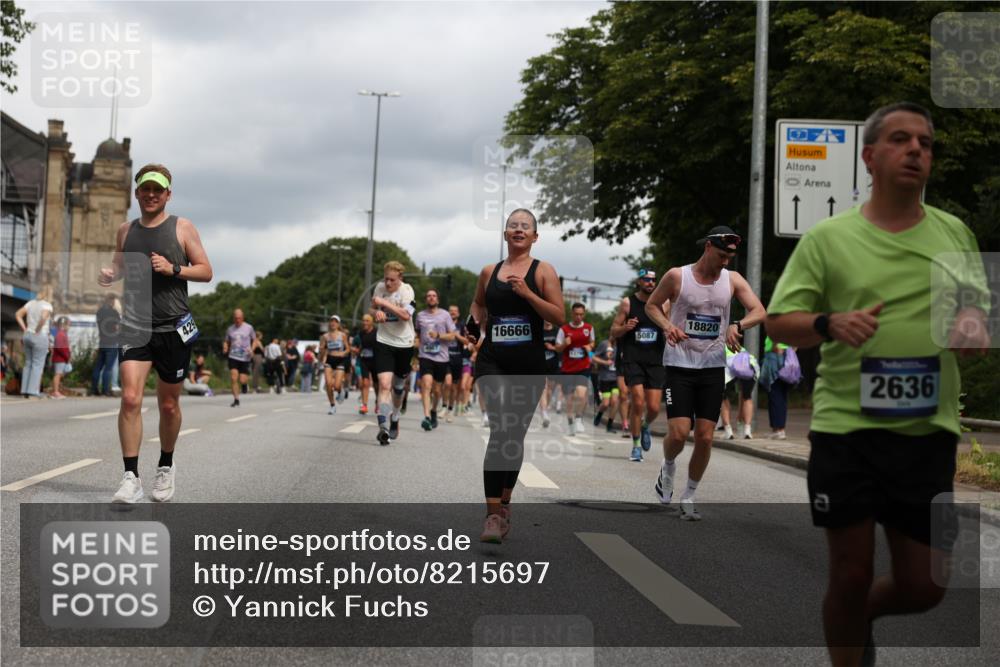 29.06.2025 - hella hamburg halbmarathon Yannick Fuchs http://msf.ph/oto/8215697 29.06.2025 10:45:36 20KM 1335, 2364, 2636, 2670, 2718, 2818, 2823, 2946, 4033, 4297, 4404, 4839, 4967, 5087, 5820, 6776, 7224, 7786, 7943, 8413, 8856, 8930, 8989, 9074, 9214, 9476, 9656, 9739, 9793, 9869, 9959, 10667, 10691, 10868, 11124, 11625, 11791, 12224, 12450, 13403, 13707, 13726, 13799, 14012, 14248, 14458, 14865, 14994, 15426, 15496, 15643, 15899, 16666, 17033, 17131, 17530, 17682, 17815, 17962, 17978, 18019, 18820, 19020, 19053 meine-sportfotos.de