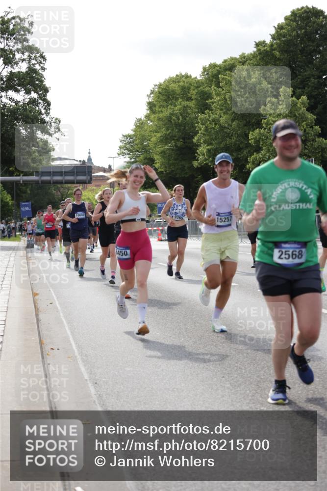 29.06.2025 - hella hamburg halbmarathon Jannik Wohlers http://msf.ph/oto/8215700 29.06.2025 09:49:55 Lombardsbrücke 1675, 1688, 1803, 2568, 2826, 3332, 4398, 4823, 5409, 5436, 5791, 5803, 6649, 6704, 7774, 8450, 9017, 9302, 9365, 9711, 10218, 10894, 11619, 11767, 12292, 12335, 12540, 12554, 12895, 13725, 14691, 14992, 15225, 15257, 15336, 15435, 15493, 15521, 16648, 16697, 17425, 17620, 17632, 17973, 18154, 18275, 18276, 19116, 19229 meine-sportfotos.de