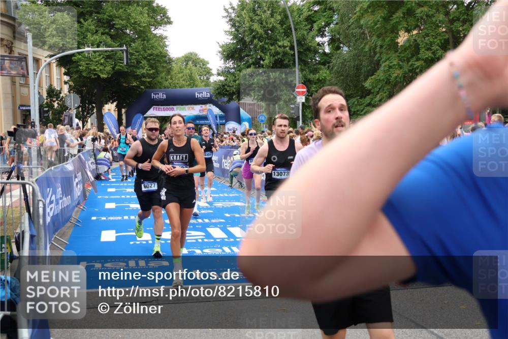 29.06.2025 - hella hamburg halbmarathon Zöllner http://msf.ph/oto/8215810 29.06.2025 10:51:17 Ziel 1461, 1817, 4404, 5600, 6027, 6657, 8316, 8930, 9476, 10480, 10667, 10868, 11512, 11625, 11733, 12016, 13073, 15480, 17530, 17823, 18019 meine-sportfotos.de