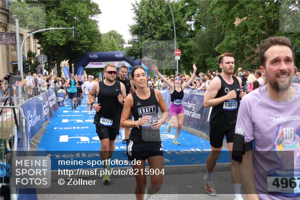 29.06.2025 - hella hamburg halbmarathon Zöllner http://msf.ph/oto/8215904 29.06.2025 10:51:18 Ziel 1461, 1817, 2636, 2718, 4404, 4814, 5600, 6027, 6657, 8316, 8930, 9476, 10480, 10667, 10868, 11512, 11625, 11733, 12016, 13073, 15480, 17530, 18019 meine-sportfotos.de