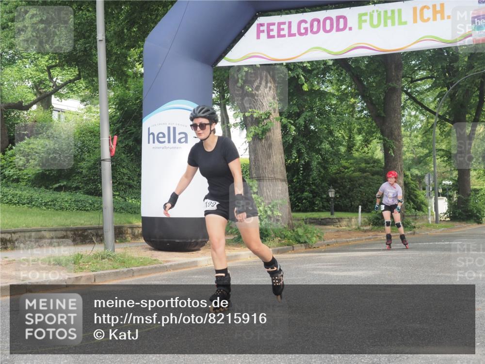 29.06.2025 - hella hamburg halbmarathon KatJ http://msf.ph/oto/8215916 29.06.2025 09:36:00 Zwischen KM18-KM19  meine-sportfotos.de