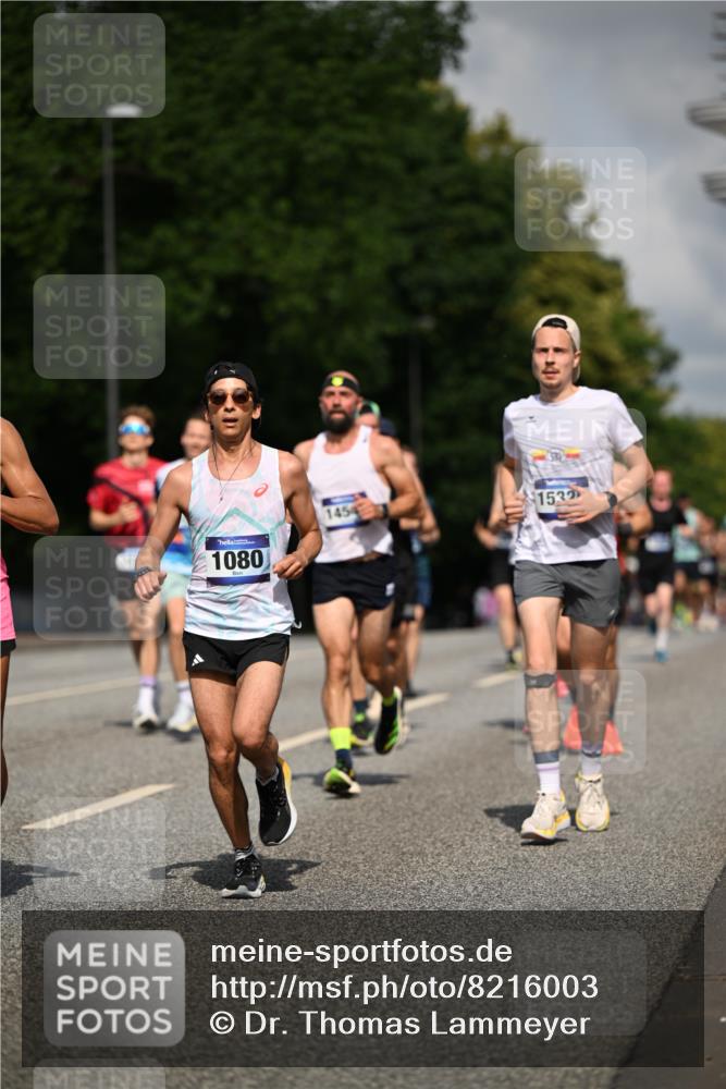 29.06.2025 - hella hamburg halbmarathon Dr. Thomas Lammeyer http://msf.ph/oto/8216003 29.06.2025 09:49:16 Kennedybrücke 57, 1686, 1707, 1894, 2525, 4463, 4812, 5187, 5550, 6495, 6878, 7055, 7186, 7880, 7965, 8062, 9345, 10453, 10484, 10876, 11199 meine-sportfotos.de