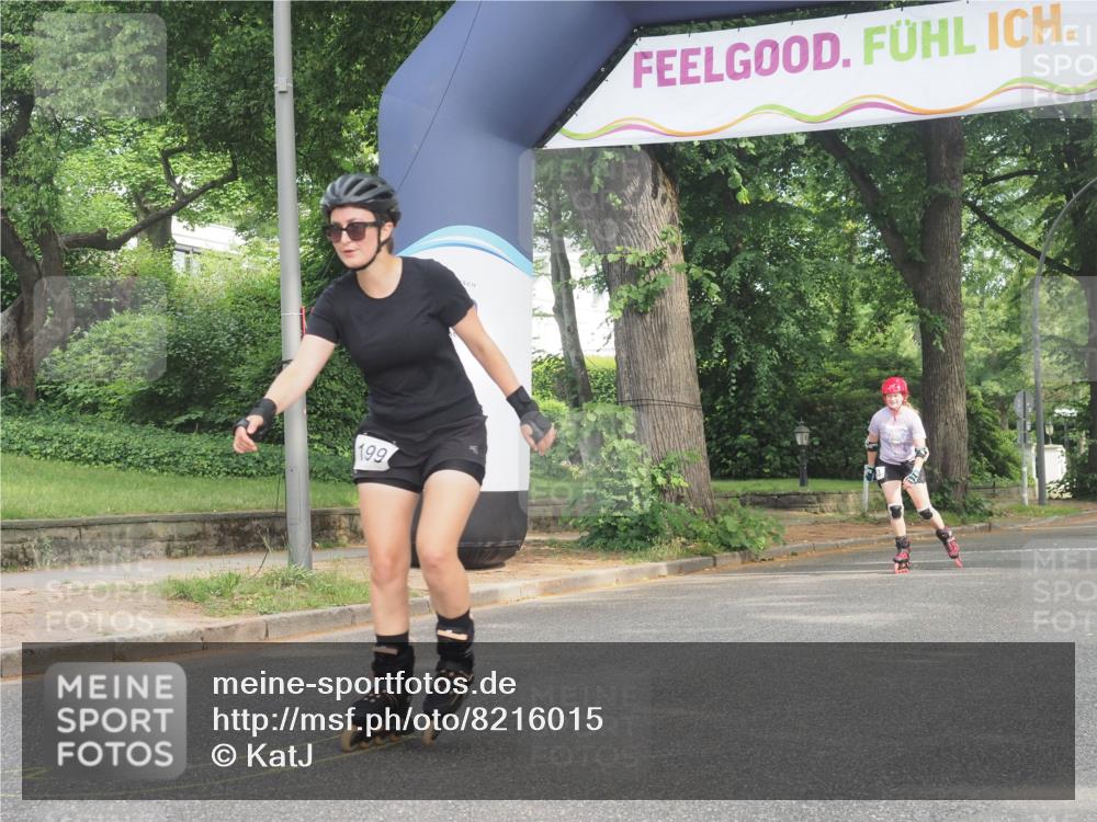 29.06.2025 - hella hamburg halbmarathon KatJ http://msf.ph/oto/8216015 29.06.2025 09:36:00 Zwischen KM18-KM19  meine-sportfotos.de