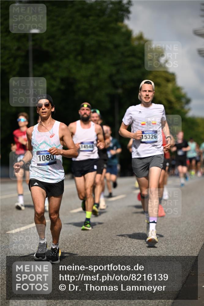 29.06.2025 - hella hamburg halbmarathon Dr. Thomas Lammeyer http://msf.ph/oto/8216139 29.06.2025 09:49:17 Kennedybrücke 57, 1686, 1707, 1894, 2525, 4463, 4812, 5187, 5550, 6169, 6495, 6878, 7055, 7186, 7845, 7880, 7965, 8062, 9345, 10453, 10484, 10876, 11199 meine-sportfotos.de