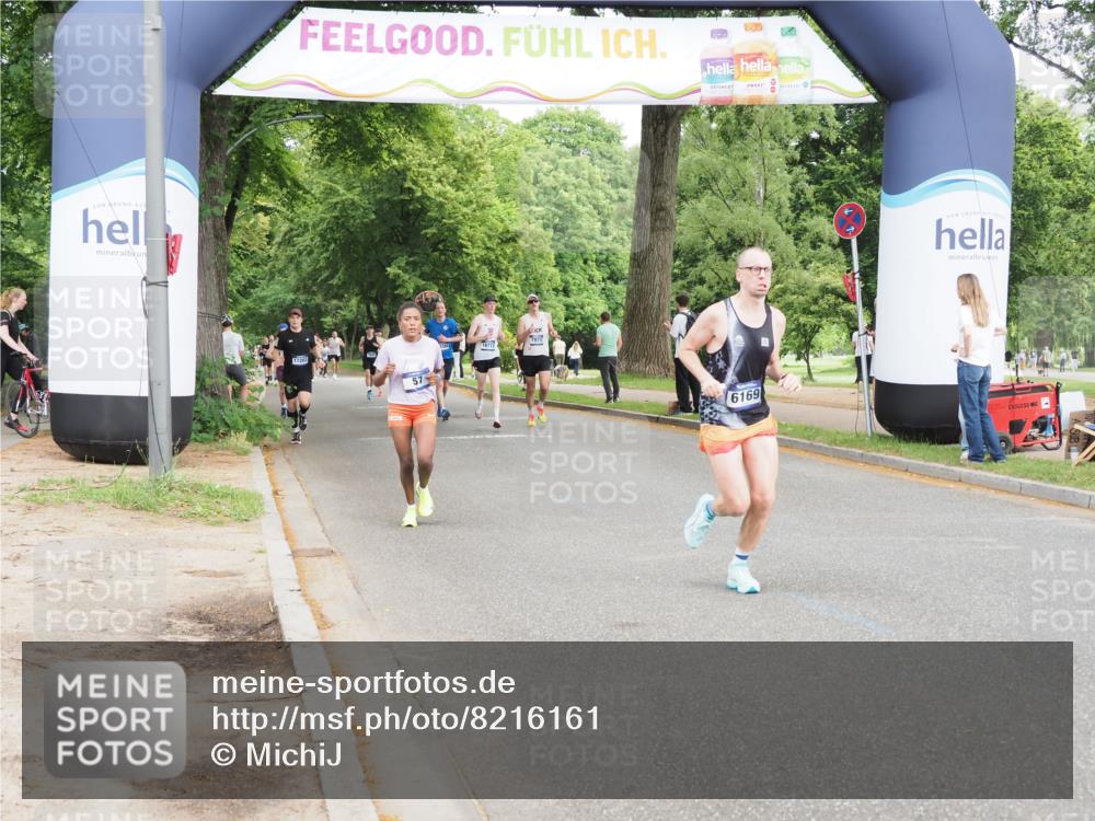29.06.2025 - hella hamburg halbmarathon MichiJ http://msf.ph/oto/8216161 29.06.2025 10:23:40 Zwischen KM18-KM19 57, 4477, 5048, 6169, 9519, 11661, 14069 meine-sportfotos.de