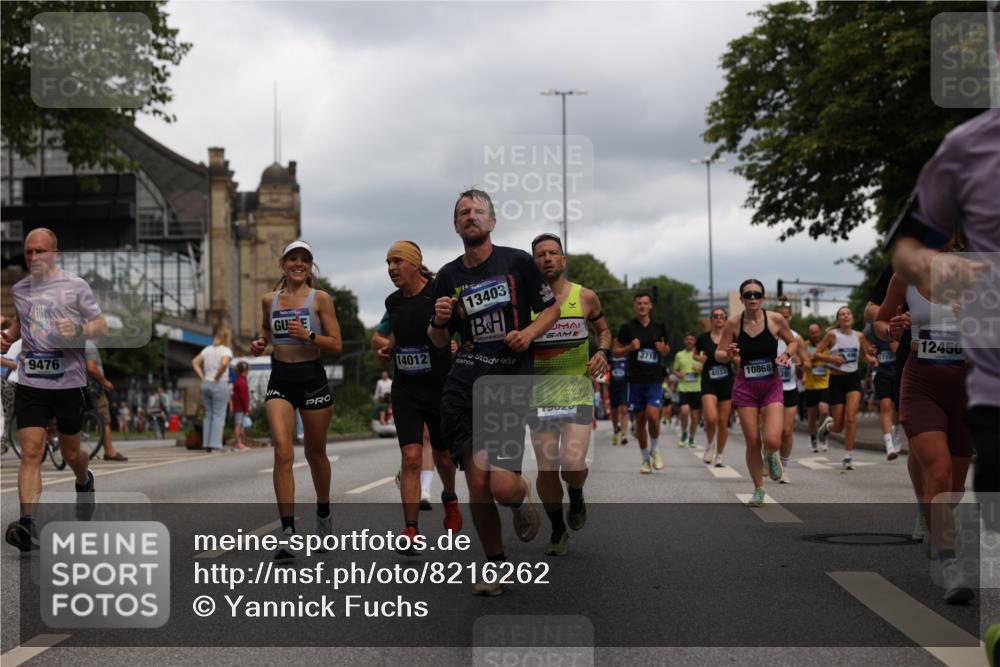 29.06.2025 - hella hamburg halbmarathon Yannick Fuchs http://msf.ph/oto/8216262 29.06.2025 10:45:42 20KM 2364, 2396, 2636, 2670, 2718, 2818, 2823, 2946, 4033, 4297, 4404, 4814, 4839, 4967, 5008, 5087, 5102, 5820, 6286, 6657, 6776, 7224, 7786, 8371, 8413, 8710, 8856, 9074, 9214, 9476, 9656, 9739, 9793, 9869, 9959, 10667, 10868, 11791, 12224, 12450, 13015, 13403, 13707, 13726, 13792, 13799, 14012, 14248, 14865, 14994, 15426, 15496, 15643, 15899, 16666, 17033, 17131, 17530, 17682, 17815, 17962, 17978, 17997, 18019, 18475, 18820, 18869, 18982, 19020 meine-sportfotos.de