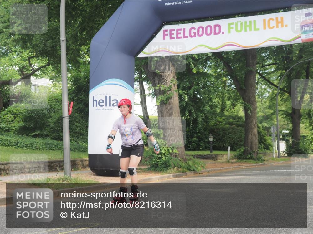 29.06.2025 - hella hamburg halbmarathon KatJ http://msf.ph/oto/8216314 29.06.2025 09:36:02 Zwischen KM18-KM19  meine-sportfotos.de