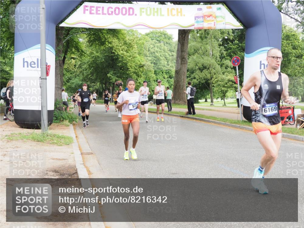 29.06.2025 - hella hamburg halbmarathon MichiJ http://msf.ph/oto/8216342 29.06.2025 10:23:40 Zwischen KM18-KM19 57, 4477, 5048, 6169, 9519, 11661, 14069 meine-sportfotos.de
