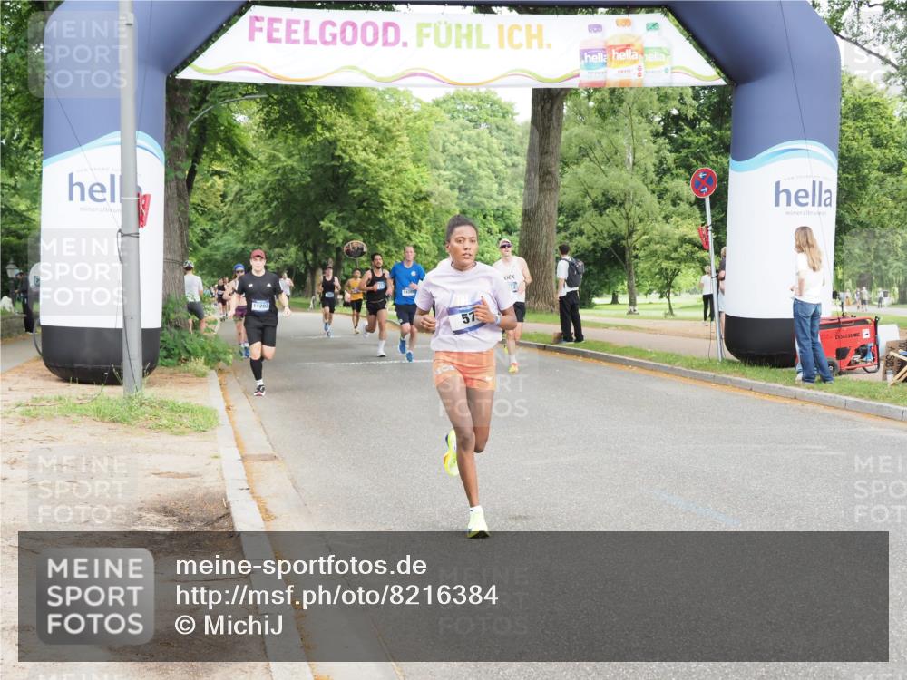 29.06.2025 - hella hamburg halbmarathon MichiJ http://msf.ph/oto/8216384 29.06.2025 10:23:41 Zwischen KM18-KM19 57, 4477, 5048, 6169, 9519, 11661 meine-sportfotos.de