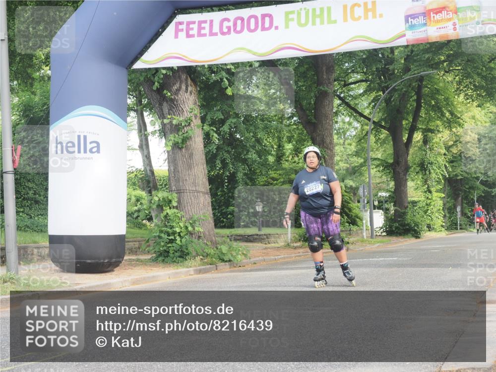 29.06.2025 - hella hamburg halbmarathon KatJ http://msf.ph/oto/8216439 29.06.2025 09:36:08 Zwischen KM18-KM19  meine-sportfotos.de