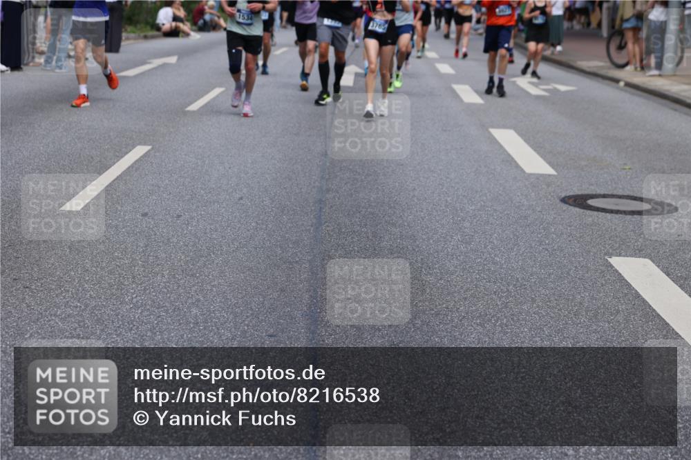 29.06.2025 - hella hamburg halbmarathon Yannick Fuchs http://msf.ph/oto/8216538 29.06.2025 11:23:40 20KM 1025, 1305, 1395, 1534, 2325, 2588, 2744, 3358, 3430, 3708, 3752, 3753, 3765, 4111, 4580, 5223, 5343, 5825, 6034, 6103, 6195, 6570, 6746, 6956, 8187, 8717, 9183, 9927, 10336, 11415, 11783, 11984, 12073, 12126, 14000, 14099, 14433, 14439, 14644, 14918, 15409, 15739, 15847, 15853, 16001, 16143, 16383, 17742, 18369, 18706, 18860, 18883 meine-sportfotos.de