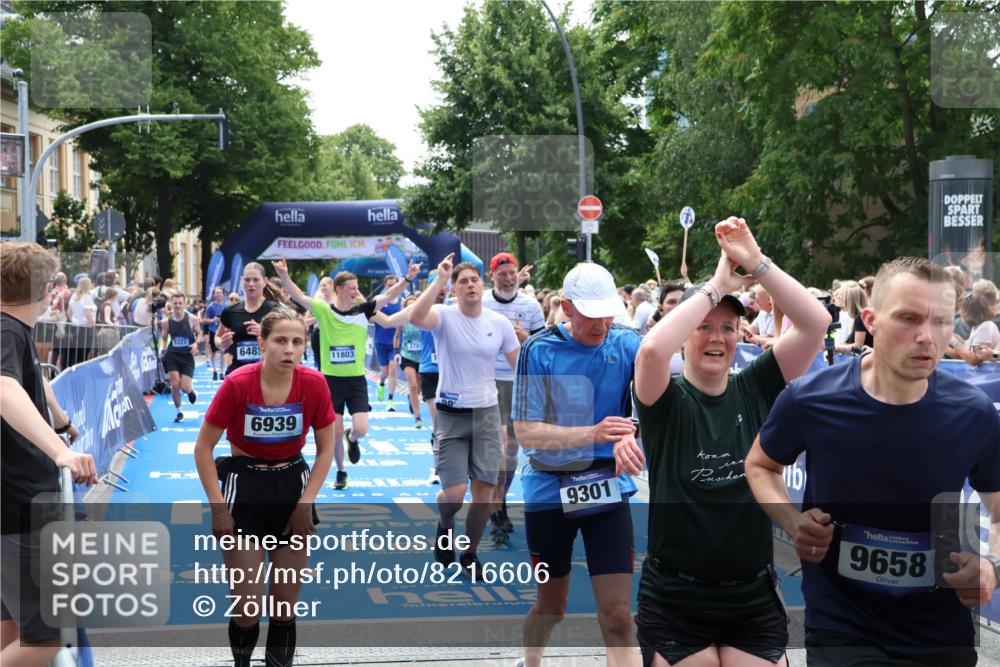 29.06.2025 - hella hamburg halbmarathon Zöllner http://msf.ph/oto/8216606 29.06.2025 11:23:49 Ziel 1755, 2441, 2781, 5171, 5322, 6488, 7169, 8085, 9301, 9823, 9964, 10162, 10613, 11110, 11424, 11792, 11803, 15324, 15802, 16601, 18611 meine-sportfotos.de
