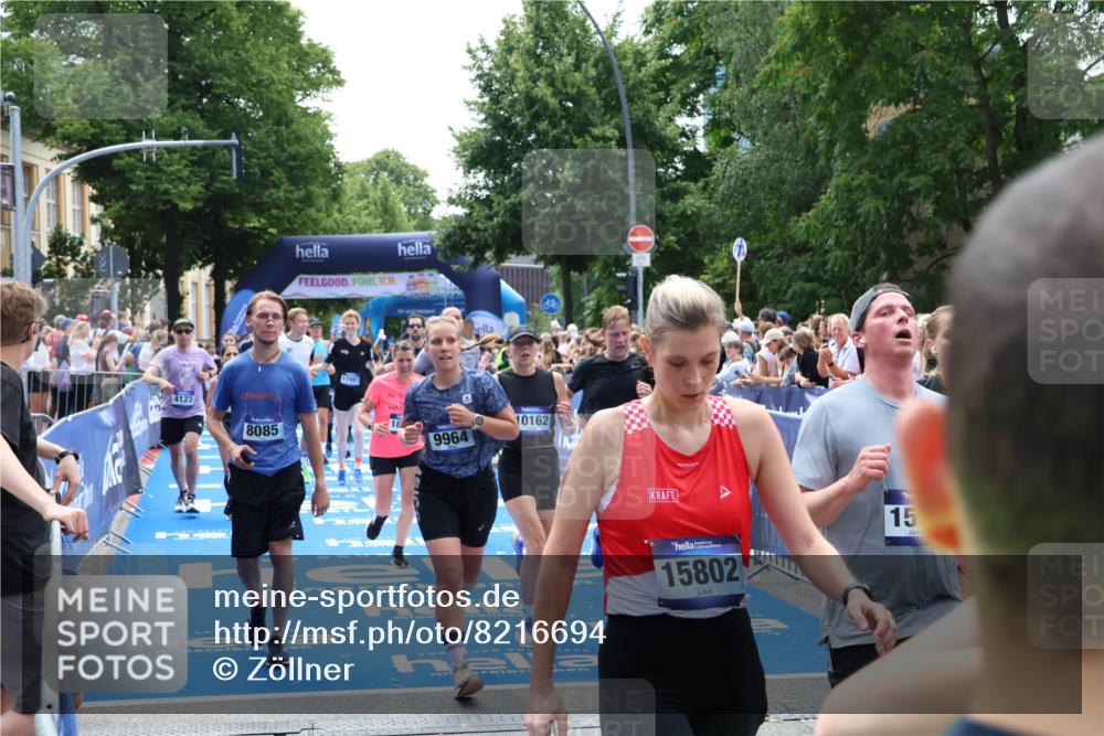 29.06.2025 - hella hamburg halbmarathon Zöllner http://msf.ph/oto/8216694 29.06.2025 11:23:57 Ziel 2478, 4123, 5063, 5079, 5395, 5412, 6303, 7978, 8085, 9150, 9556, 9714, 9734, 9964, 10148, 10162, 14821, 15324, 16511, 16604, 16707, 17341, 17987, 18246, 18362, 18611 meine-sportfotos.de