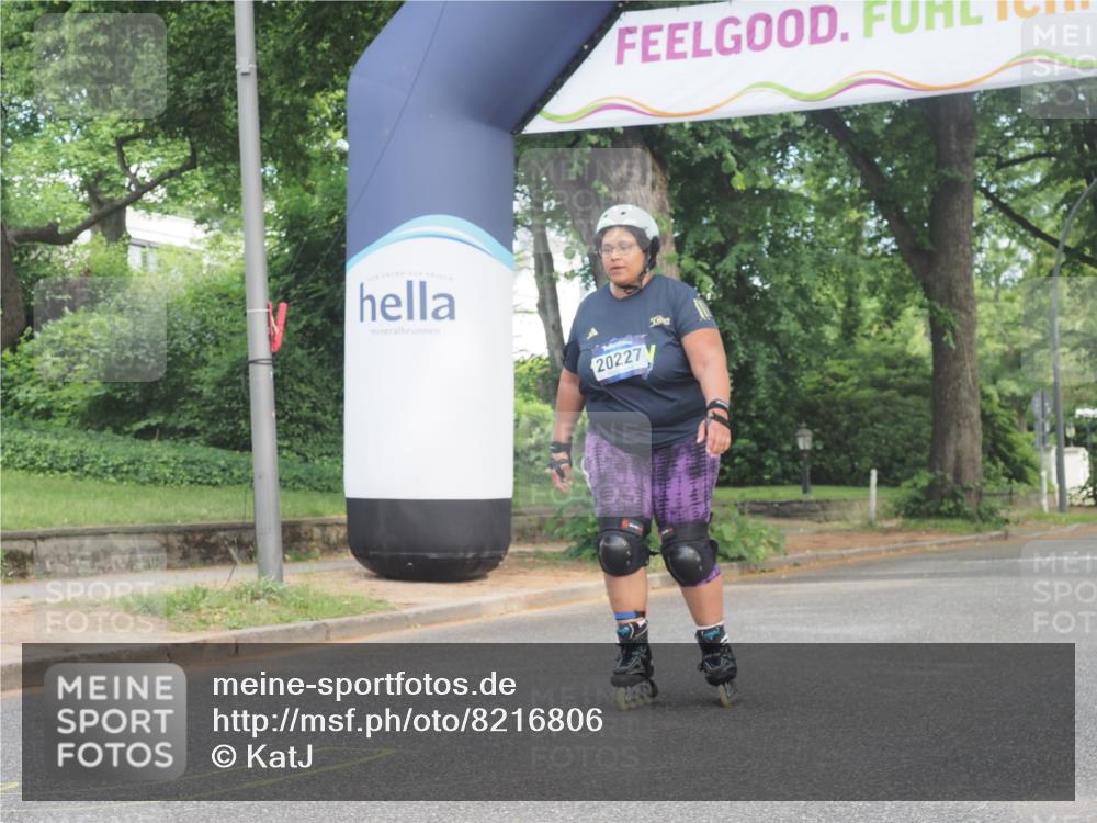 29.06.2025 - hella hamburg halbmarathon KatJ http://msf.ph/oto/8216806 29.06.2025 09:36:09 Zwischen KM18-KM19  meine-sportfotos.de