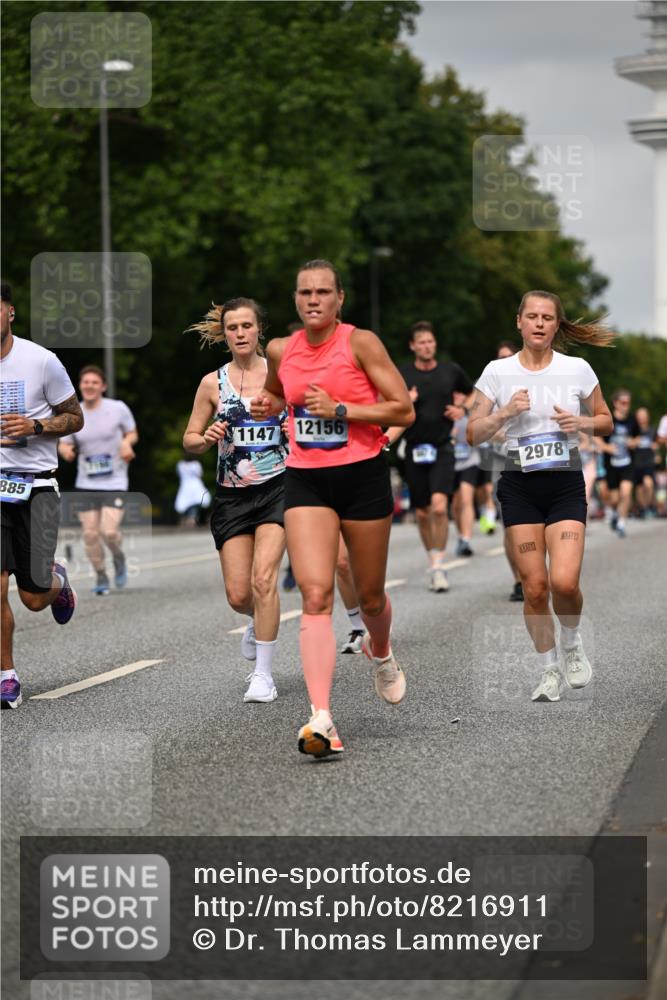 29.06.2025 - hella hamburg halbmarathon Dr. Thomas Lammeyer http://msf.ph/oto/8216911 29.06.2025 10:12:49 Kennedybrücke 1147, 1188, 2427, 2978, 4859, 5100, 5885, 6590, 6674, 6918, 7198, 7348, 7453, 9457, 9616, 9718, 9823, 9951, 9958, 9966, 10092, 10609, 10857 meine-sportfotos.de