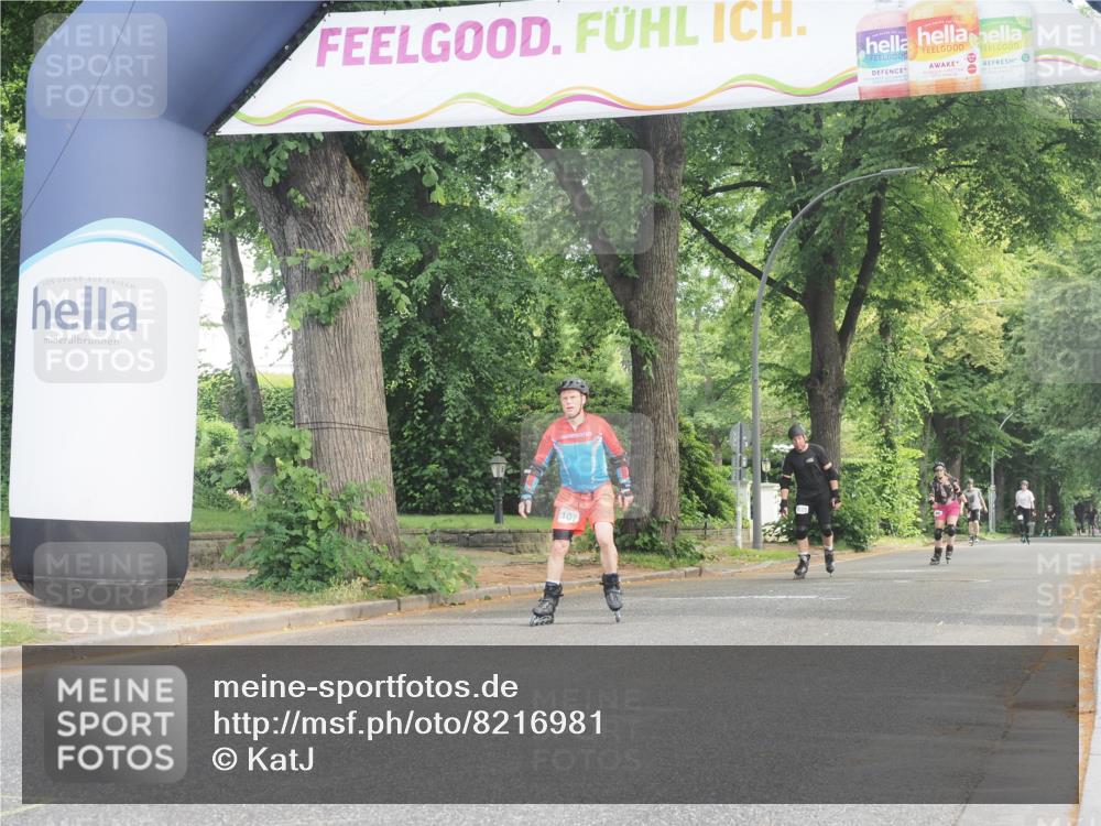 29.06.2025 - hella hamburg halbmarathon KatJ http://msf.ph/oto/8216981 29.06.2025 09:36:16 Zwischen KM18-KM19  meine-sportfotos.de